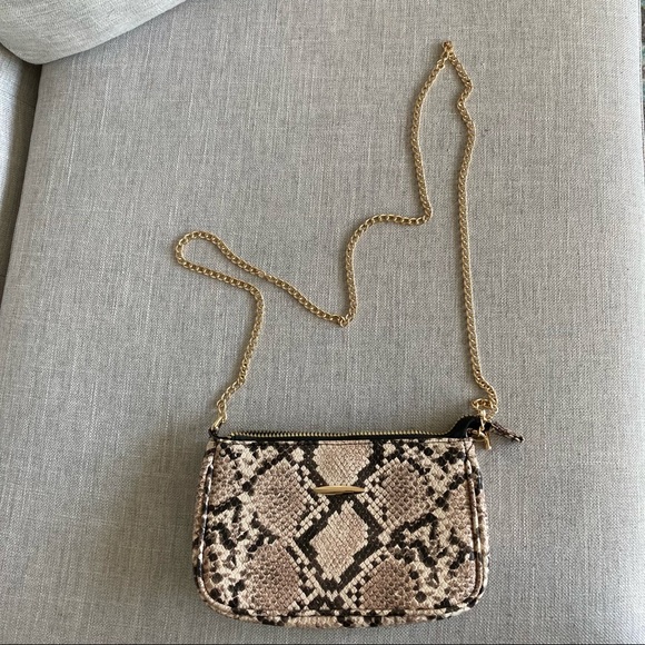 🇬🇧Primark (UK brand) snakeprint mini crossbody bag with gold chain🇬🇧 - Picture 5 of 5